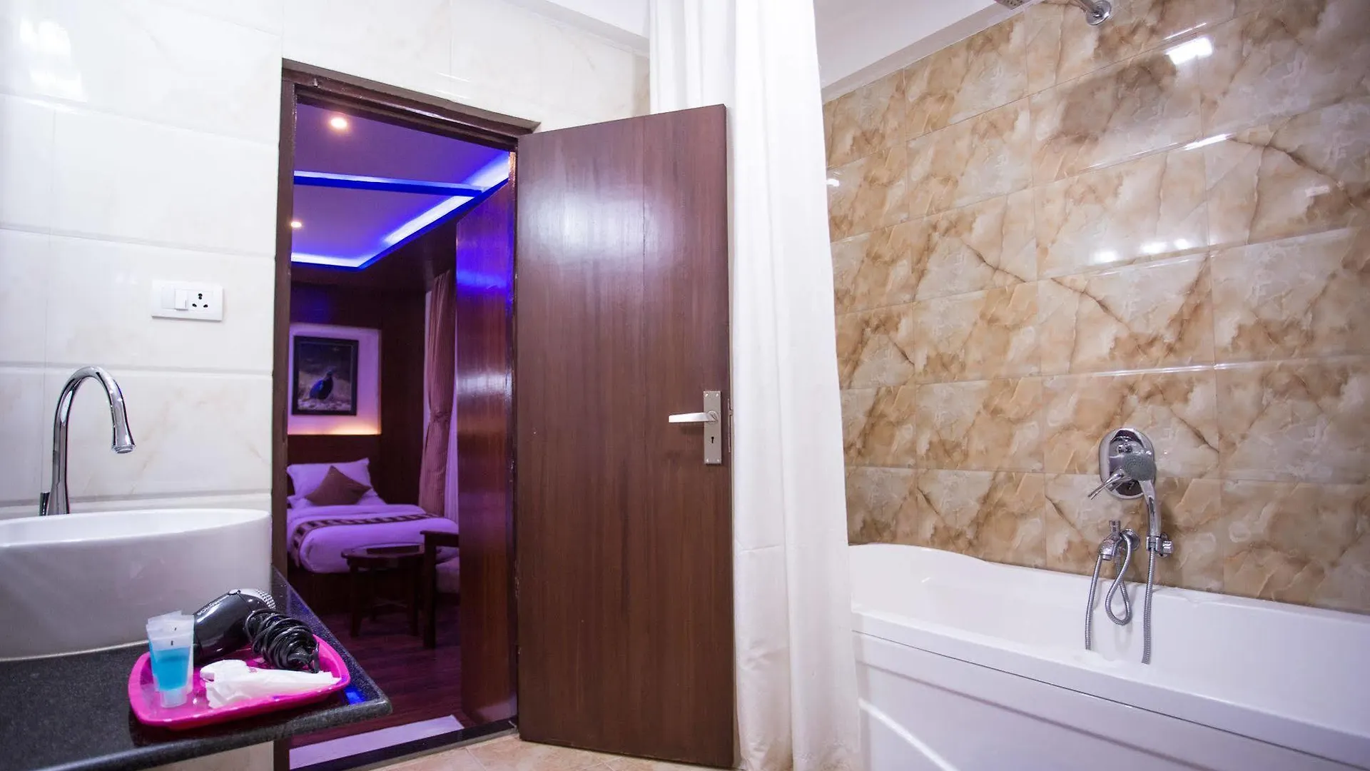Aryatara Kathmandu Hotel 3*,  Nepal